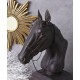Statueta din rasini cu un cal