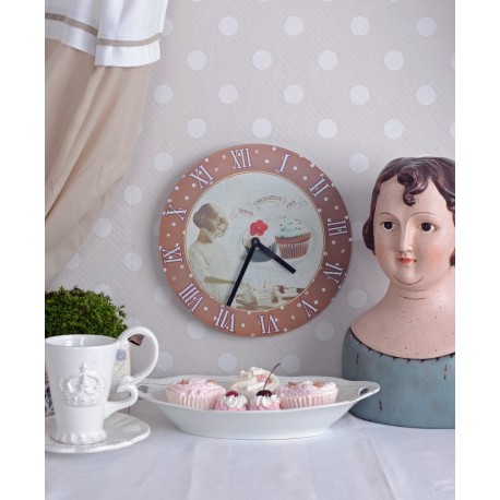 Ceas decorativ cu briose cu ciocolata