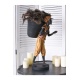 Statueta de gradina cu un african cu un cos