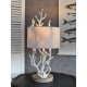 Lampa de masa cu un coral alb