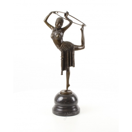 Dansatoare cu cercul-statueta Art Deco din bronz pe un soclu din marmura
