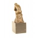 Ganditorul-statueta din bronz pe un soclu din marmura