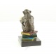 Maimuta Darwin filozofand- statueta din bronz pe un soclu din marmura