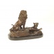 Leul si leoaica-statueta din bronz pe un soclu din marmura