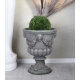 Jardiniera din rasini speciale cu decoratiuni cu capete de leu