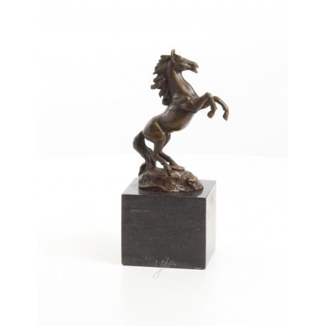 Cal - statueta din bronz pe soclu din marmura