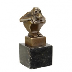 Maimutica - statueta din bronz pe soclu din marmura