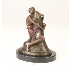 Femeie imbratisand un falus  - statueta erotica din bronz pictat