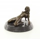 Femeie nud-statueta din bronz pe un soclu din marmura