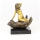 Femeie in mana lui Dumnzeu- statueta din bronz pe soclu din marmura
