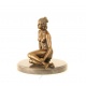 Femeie dezgolita- statueta din bronz pe soclu din marmura