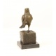Pasarica - statueta din bronz pe soclu din marmura