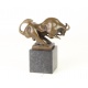 Bou - statueta moderna din bronz masiv pe soclu din marmura