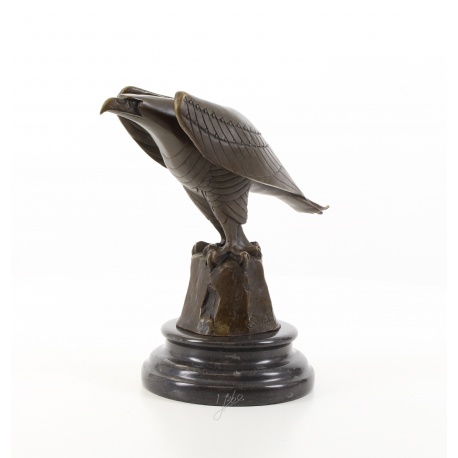 Vultur stilizat - statueta din bronz pe soclu din marmura