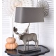 Lampa de masa cu un cerb lopatar