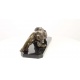Pantera-statueta din bronz pe un soclu din marmura