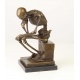 Schelet ganditor- statueta din bronz p un soclu din marmura