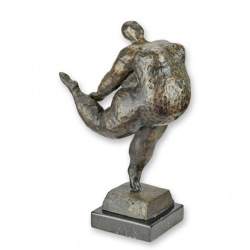 Dansatoare nud-statueta din bronz pe un soclu de marmura