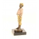 Baietel - statueta din bronz pe un soclu din marmura
