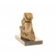 Frumoasa inghenunchiata- statueta din bronz pe un soclu din marmura