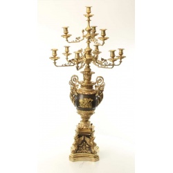 Candelabru din bronz auriu cu zece brate