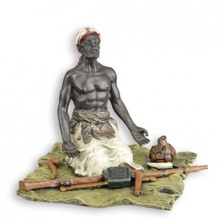 Vanzator de arme-statueta din bronz pictat