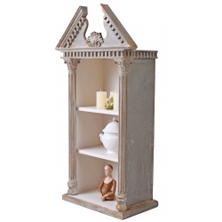 Dulap gotic din lemn masiv antichizat