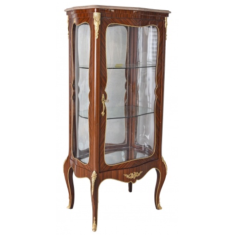 Vitrina baroc din lemn masiv furniruit cu decoratiuni din alama