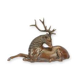 Cerb sezand-statueta din bronz