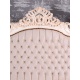 Sofa baroc din lemn masiv alb cu tapiterie crem